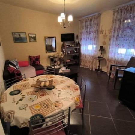 Cozy Apartment Alexandros Near Aqueduct Kavala Buitenkant foto